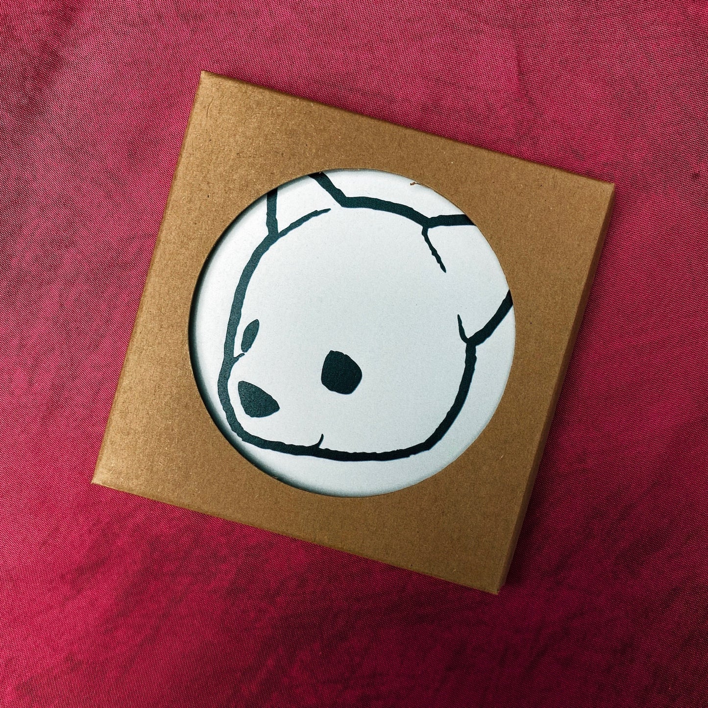 Ceramic coaster featuring Luke Chueh's bear head in its packaging. Limited-edition of 100 published by Plush Art Club. 